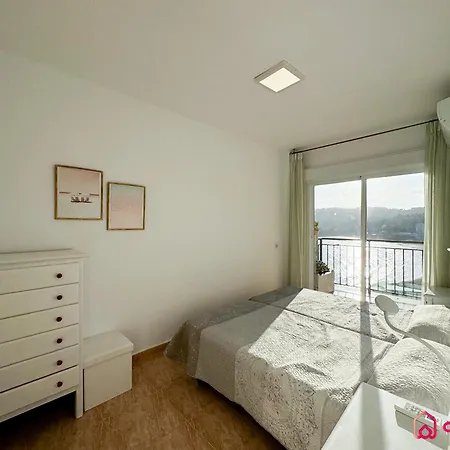 El Balcon De La Concha Apartment